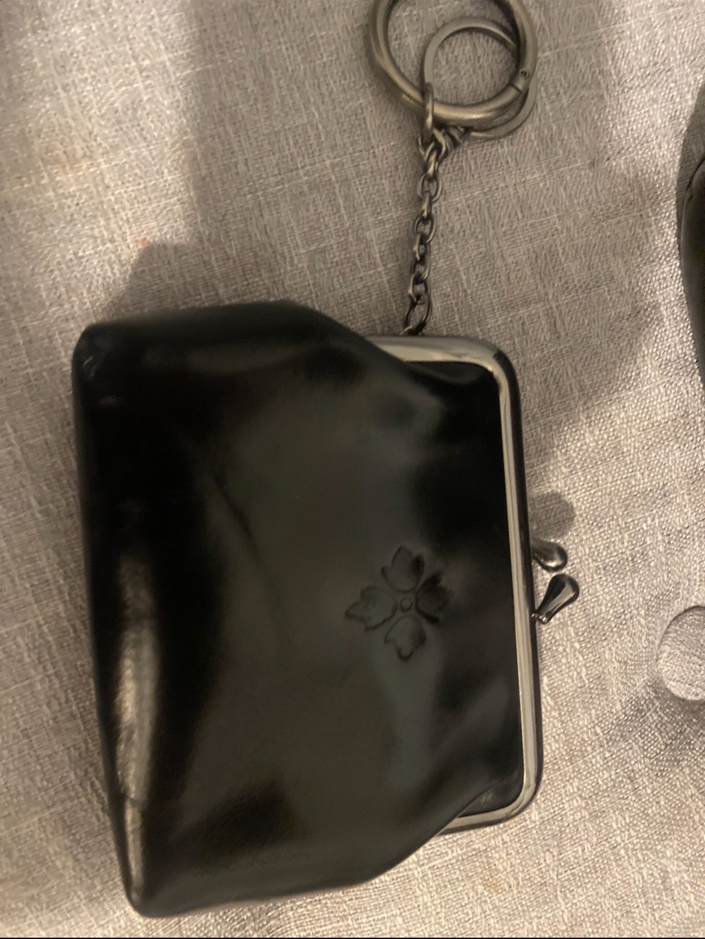 Lucky Brand Black Floral Embossed Leather Kiss-Lock Keychain Wallet